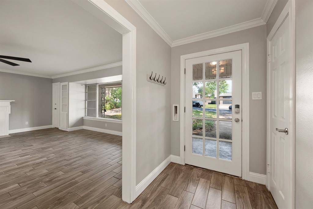 Fort Worth, TX 76116,6455 Waverly Way