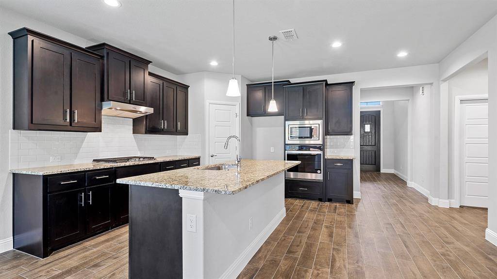 Denton, TX 76205,1701 SWALLOW Street