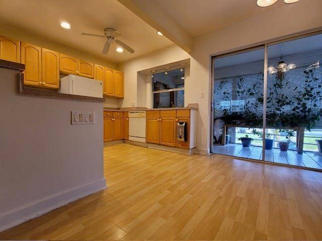 Palm Beach Gardens, FL 33410,3150 Meridian Way #11