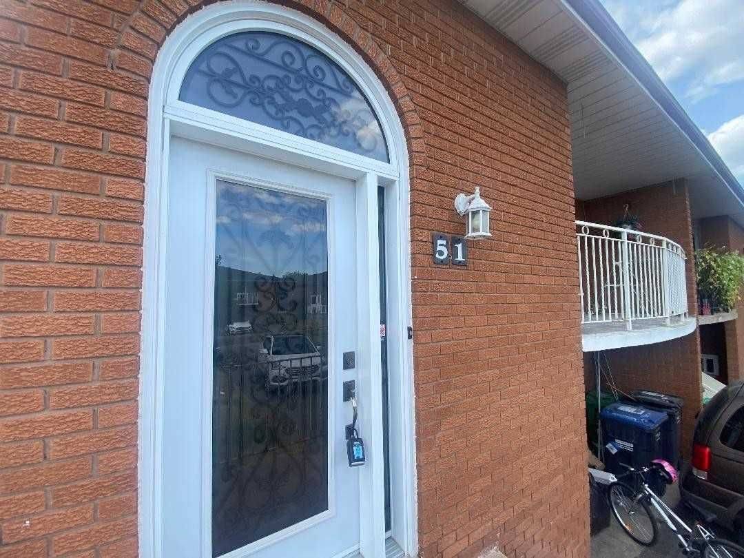 Brampton, ON L6S 3H7,51 Jellicoe CRES