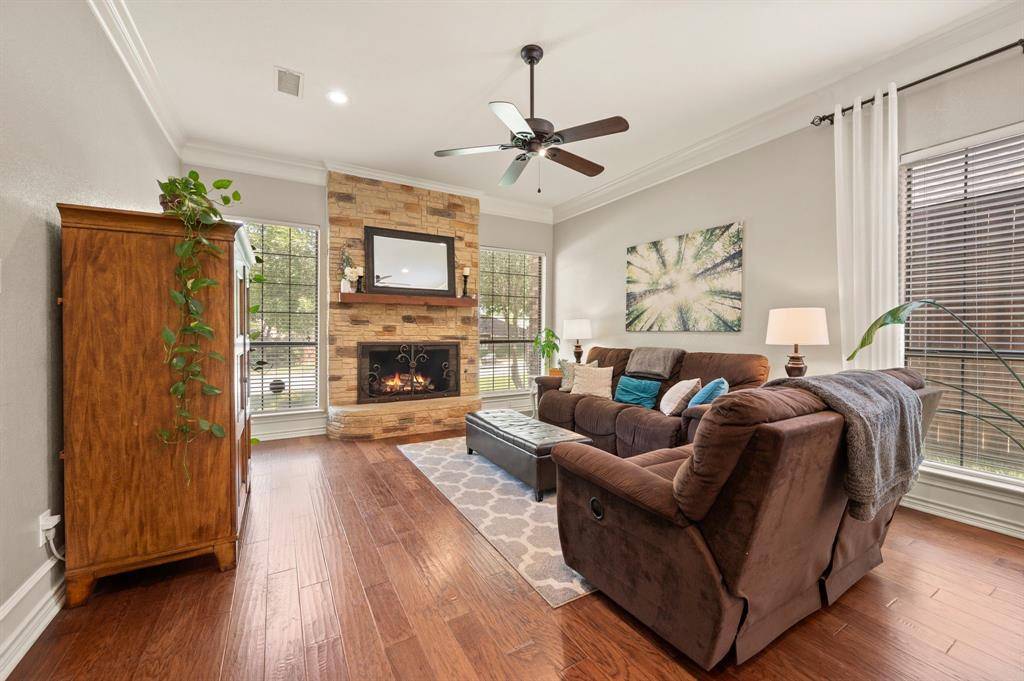 Grapevine, TX 76051,3502 Edgehill Street