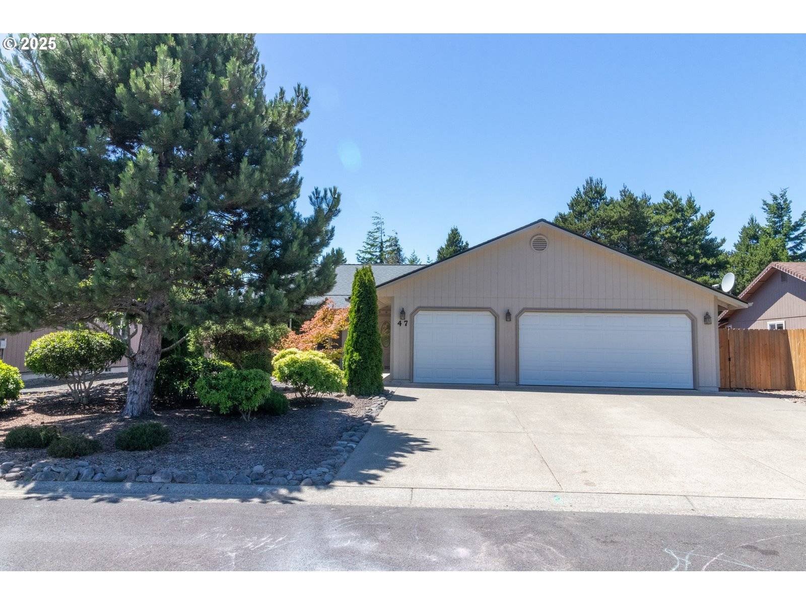 Florence, OR 97439,47 PARK VILLAGE DR