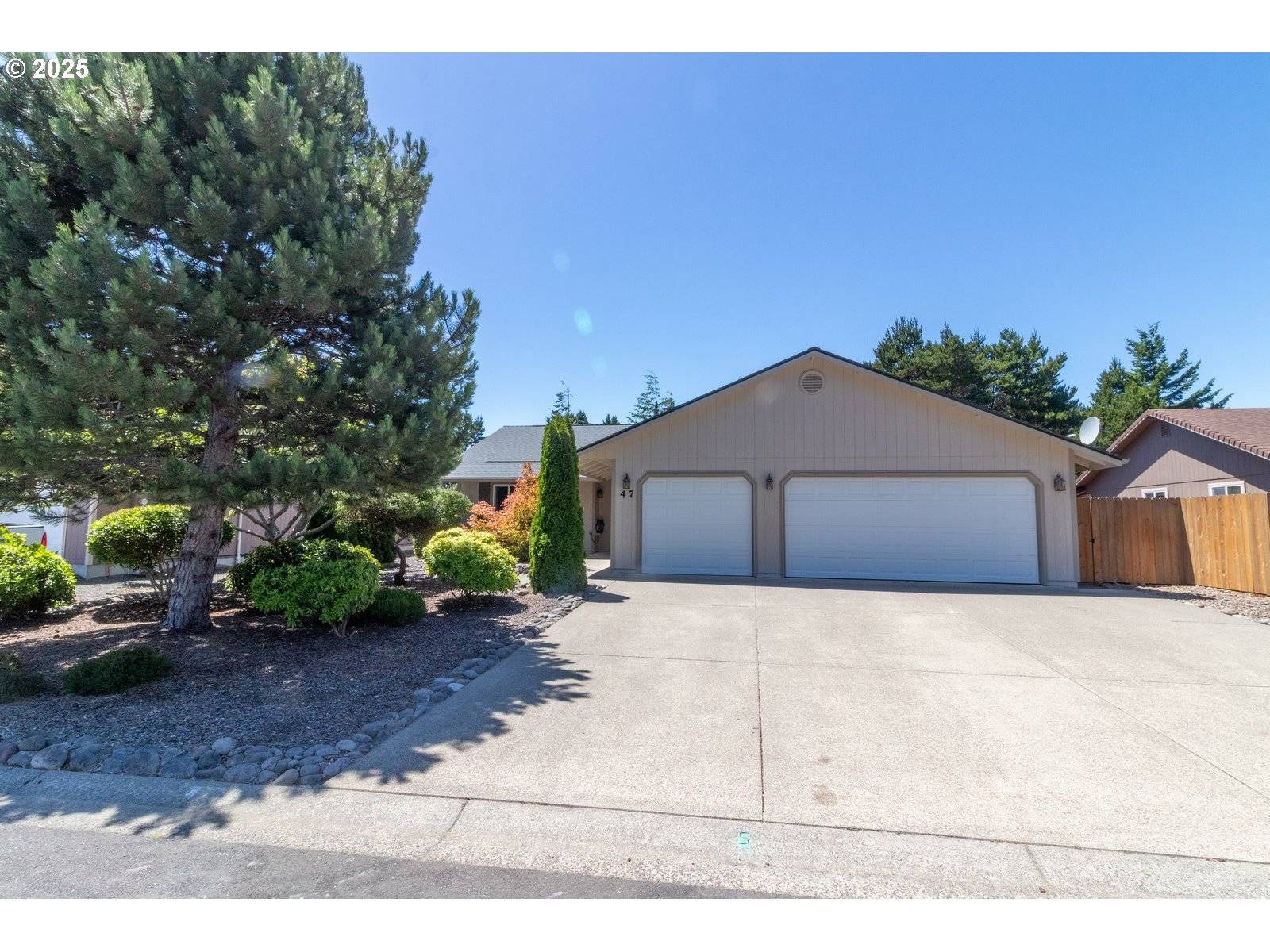 Florence, OR 97439,47 PARK VILLAGE DR