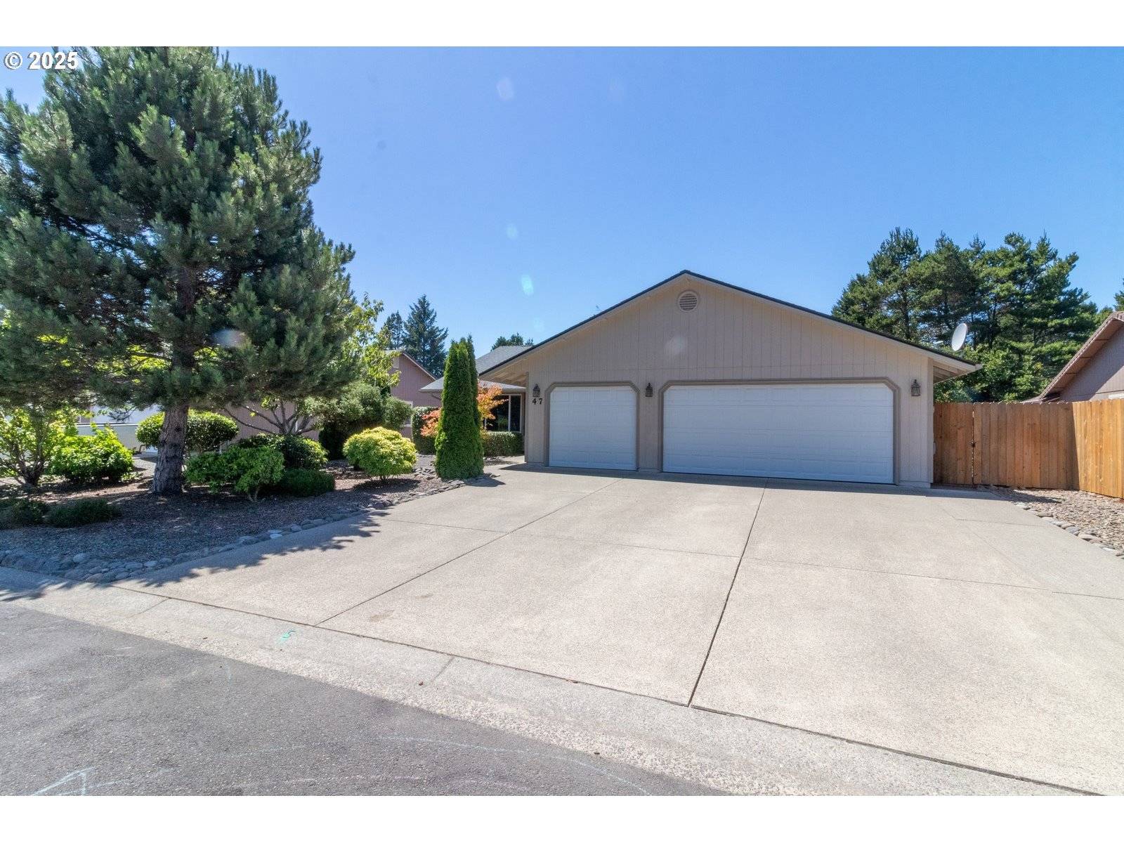 Florence, OR 97439,47 PARK VILLAGE DR