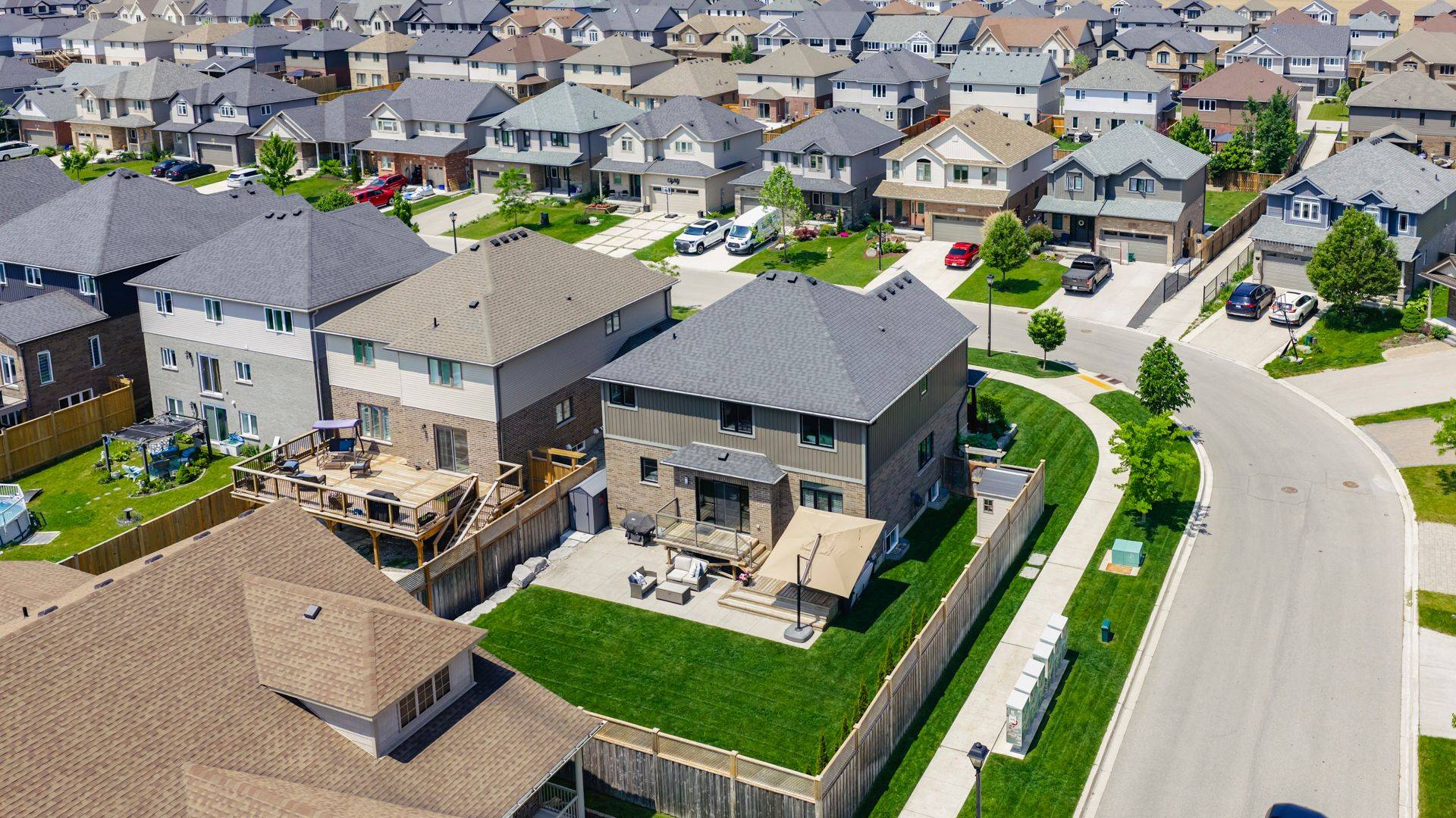 Stratford, ON N5A 0B9,65 Thomas ST