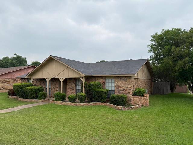 Desoto, TX 75115,828 Wood Glen