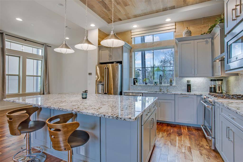 Dallas, TX 75208,1832 Stevens Bluff Lane