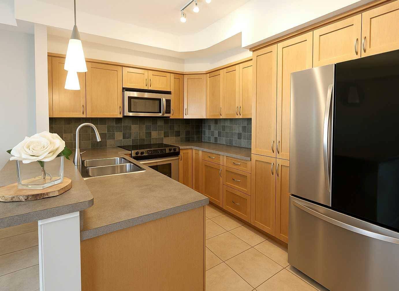 Sylvan Lake, AB T4S 1E9,100 Lakeway BLVD #319