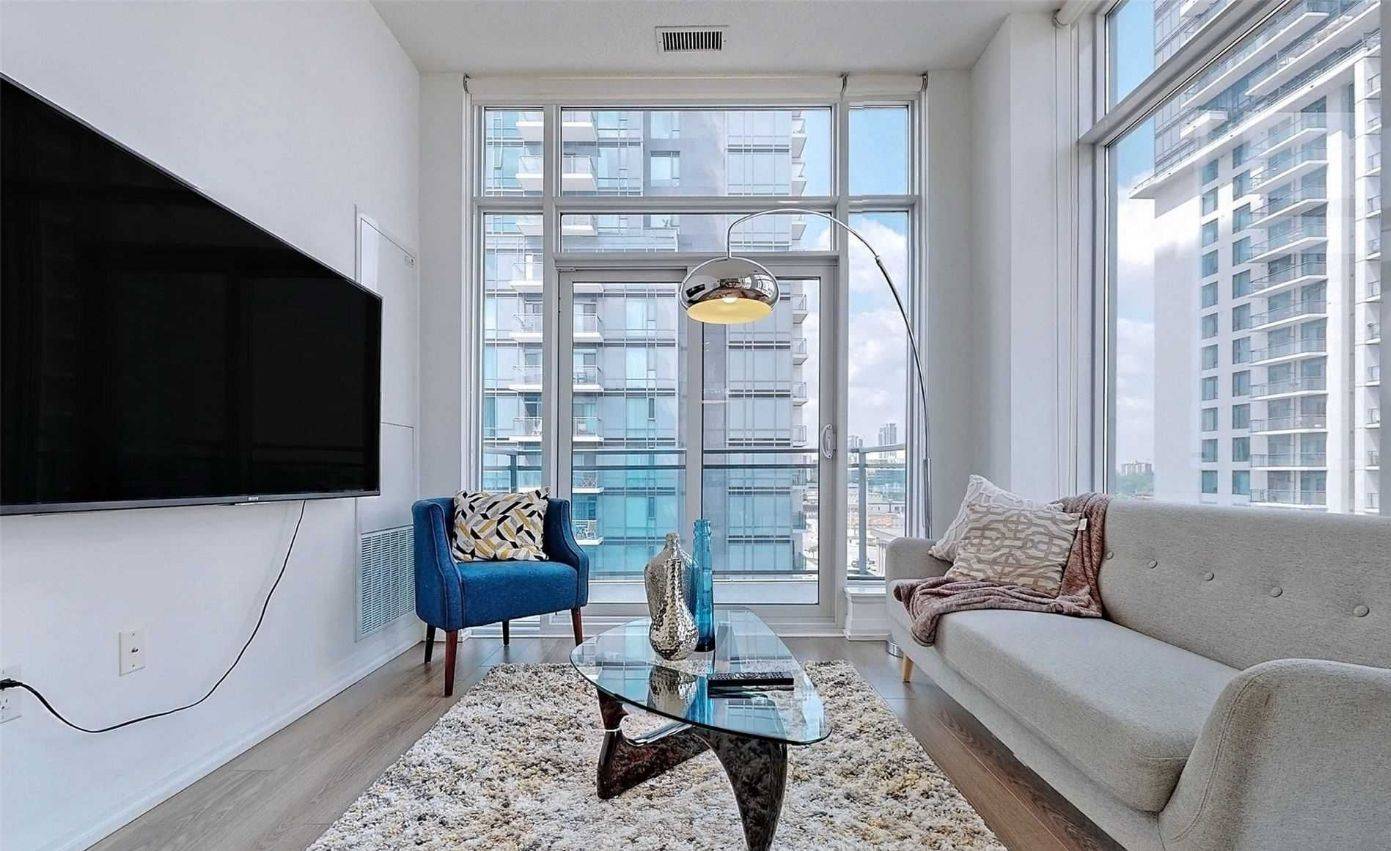 Toronto C15, ON M2J 0E1,55 Ann O'Reilly RD #PH23