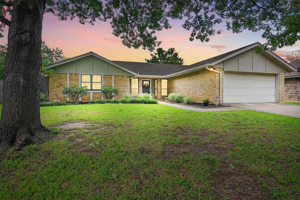 Arlington, TX 76016,5308 Firewood Drive