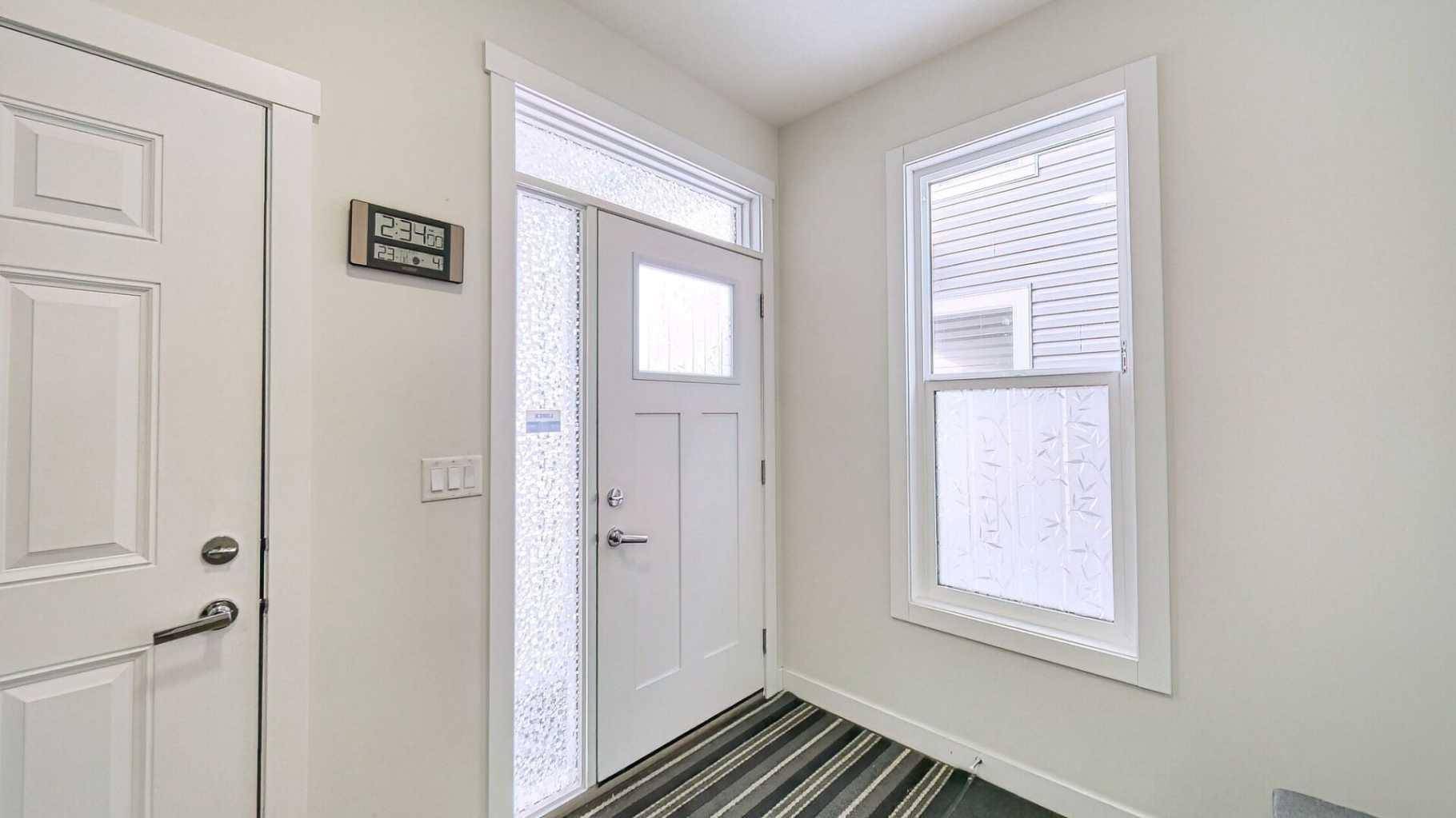 Calgary, AB T3P 1T5,189 Carringsby WAY NW