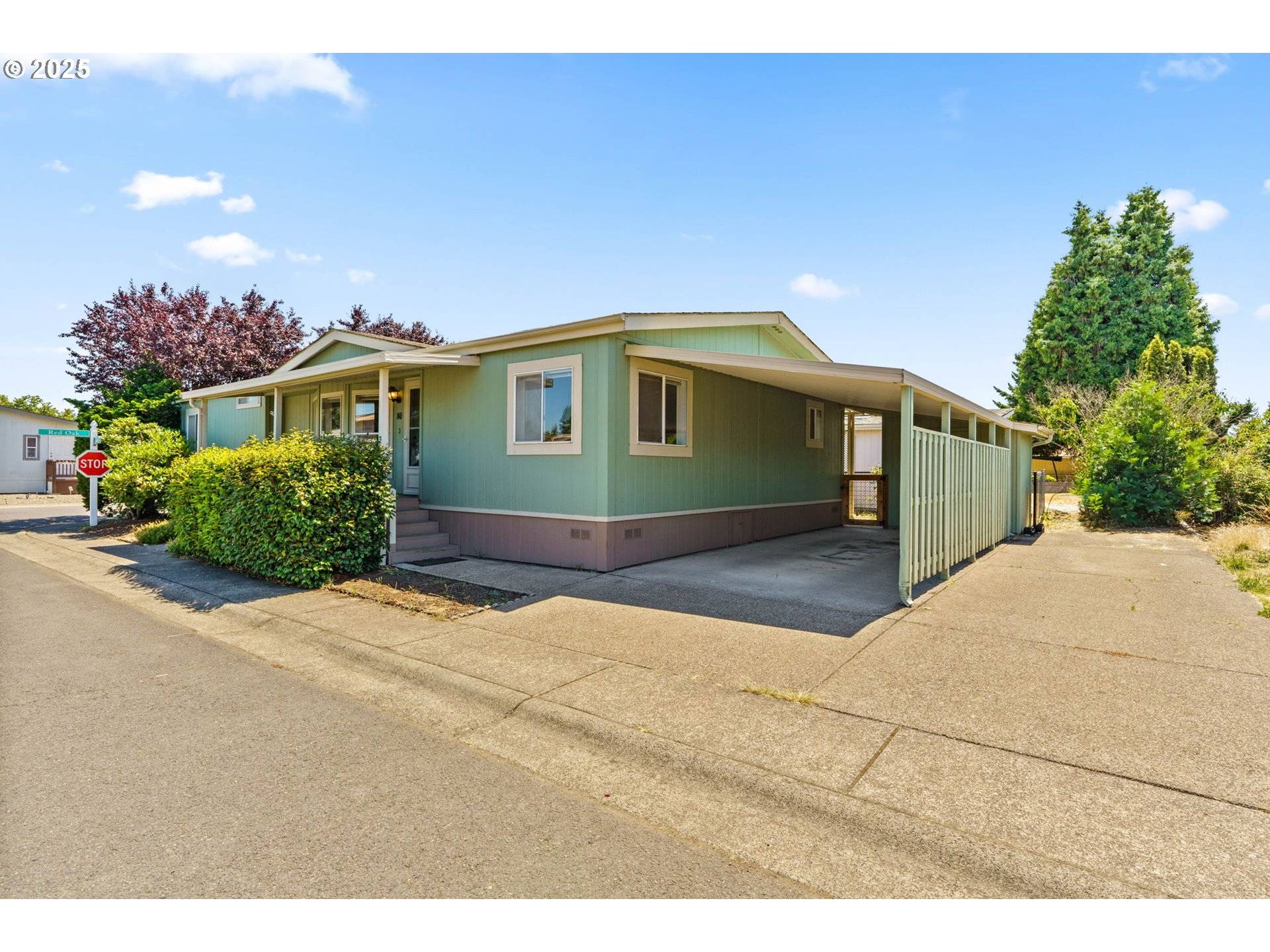 Eugene, OR 97402,1699 N TERRY ST #80