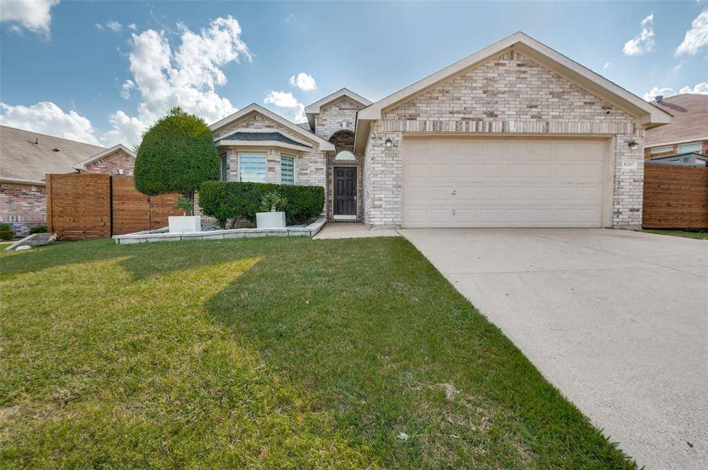 Dallas, TX 75236,8207 Clarksprings Drive