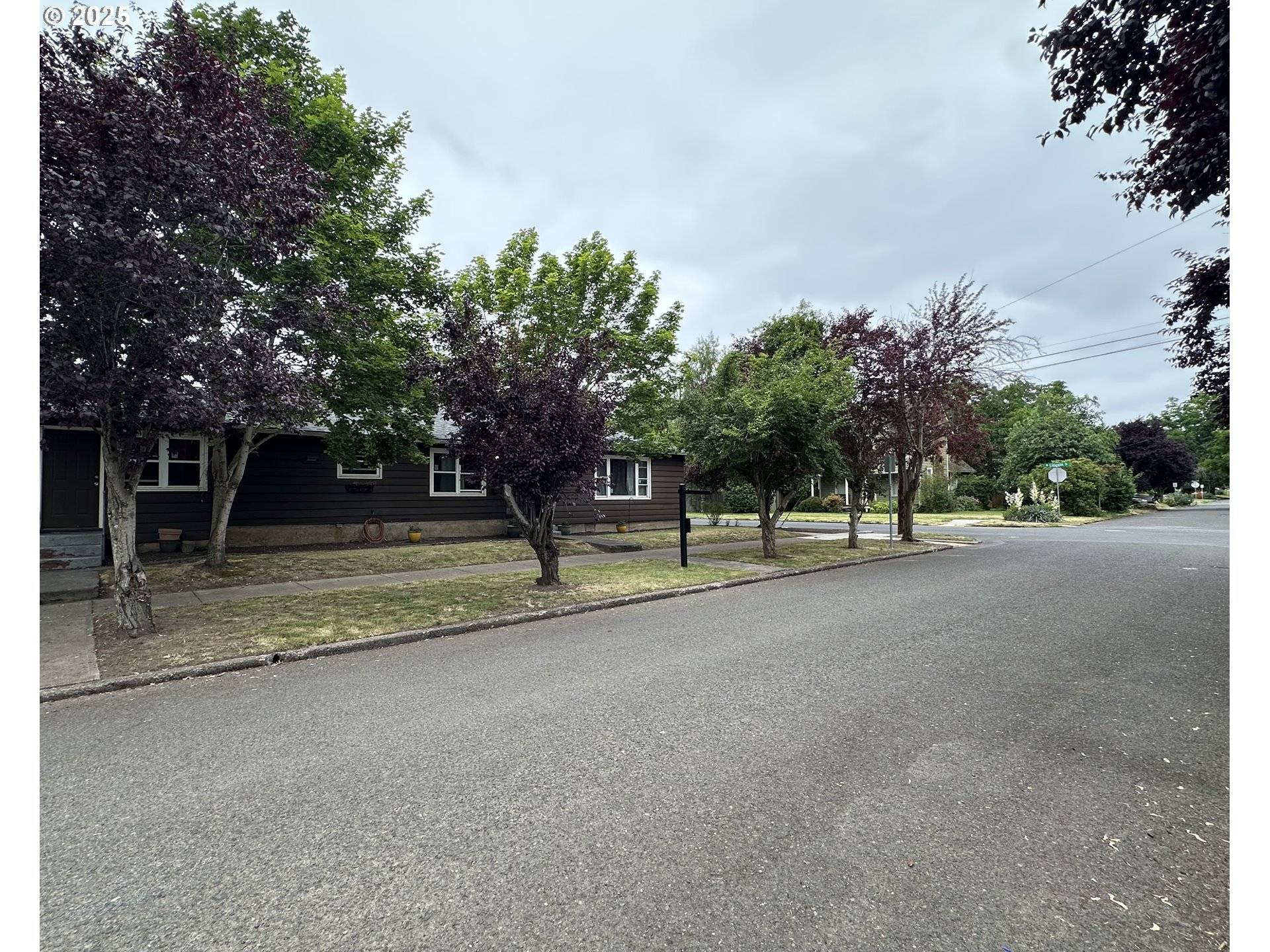 Woodburn, OR 97071,612 4TH ST