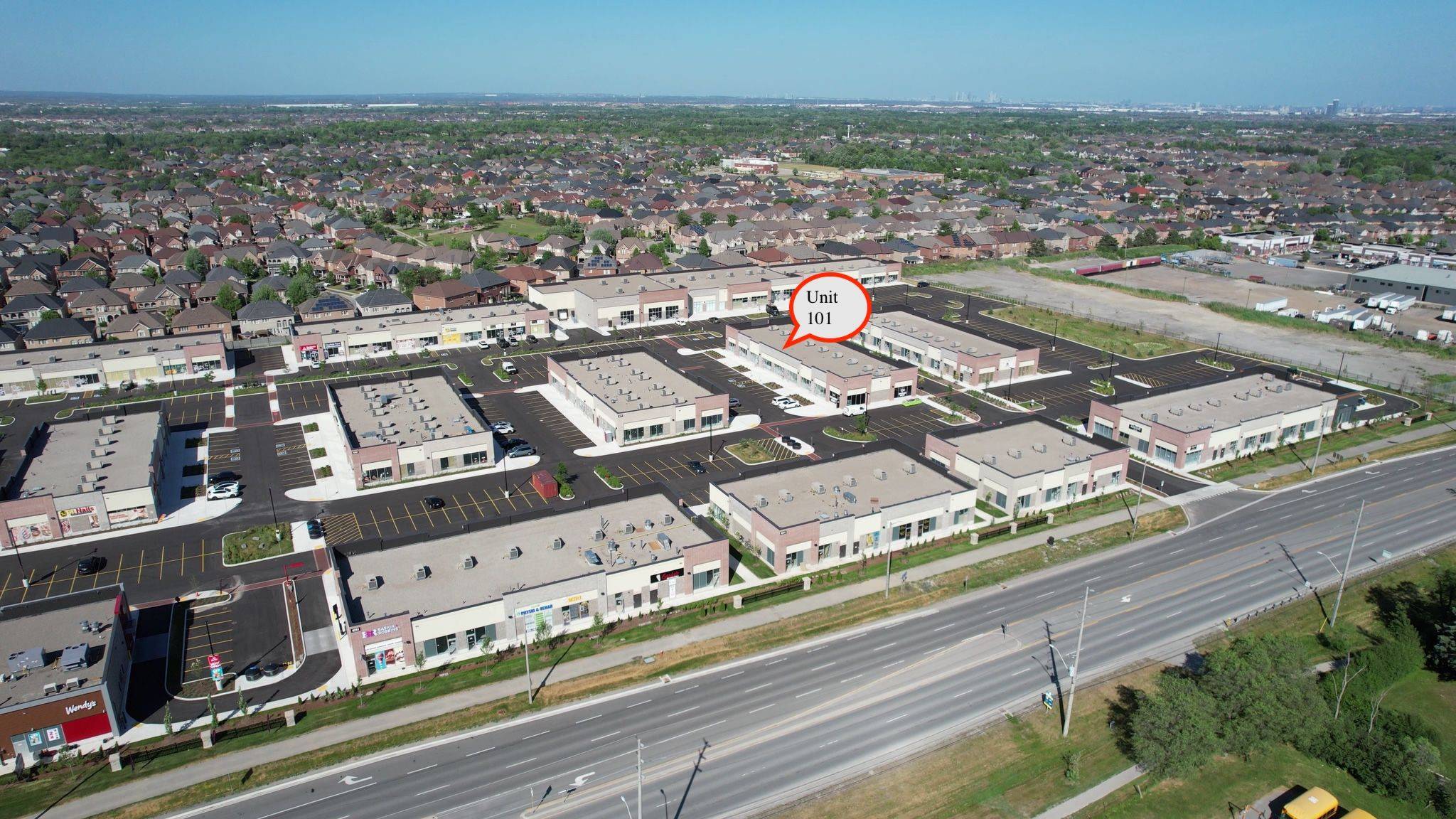Brampton, ON L6T 3Z8,6161 Mayfield RD #101