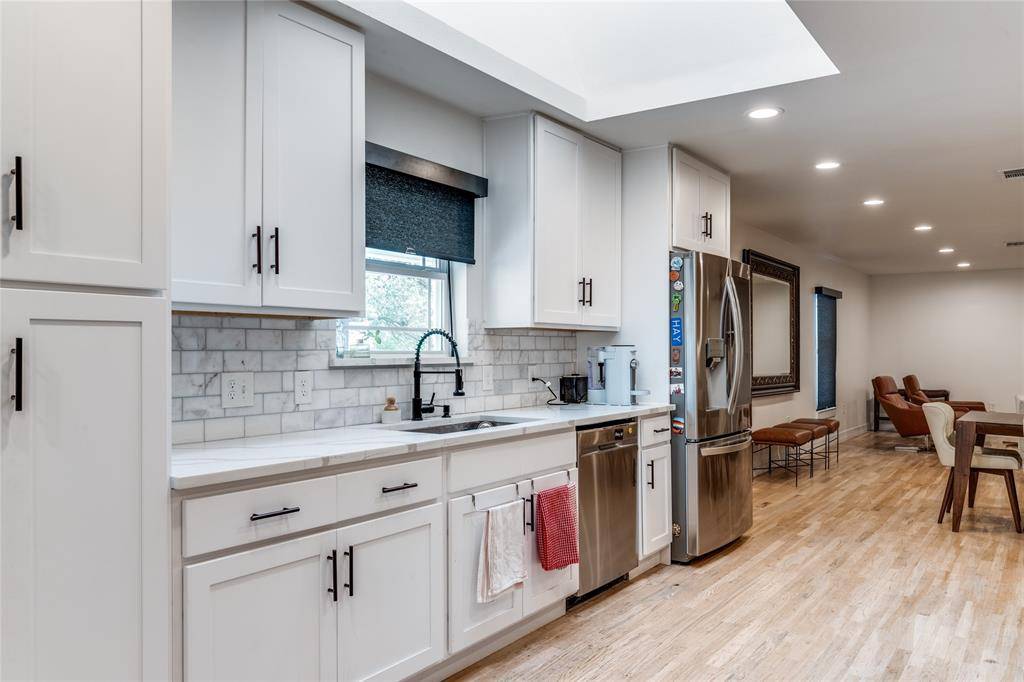 Farmers Branch, TX 75234,3307 Pine Tree Circle