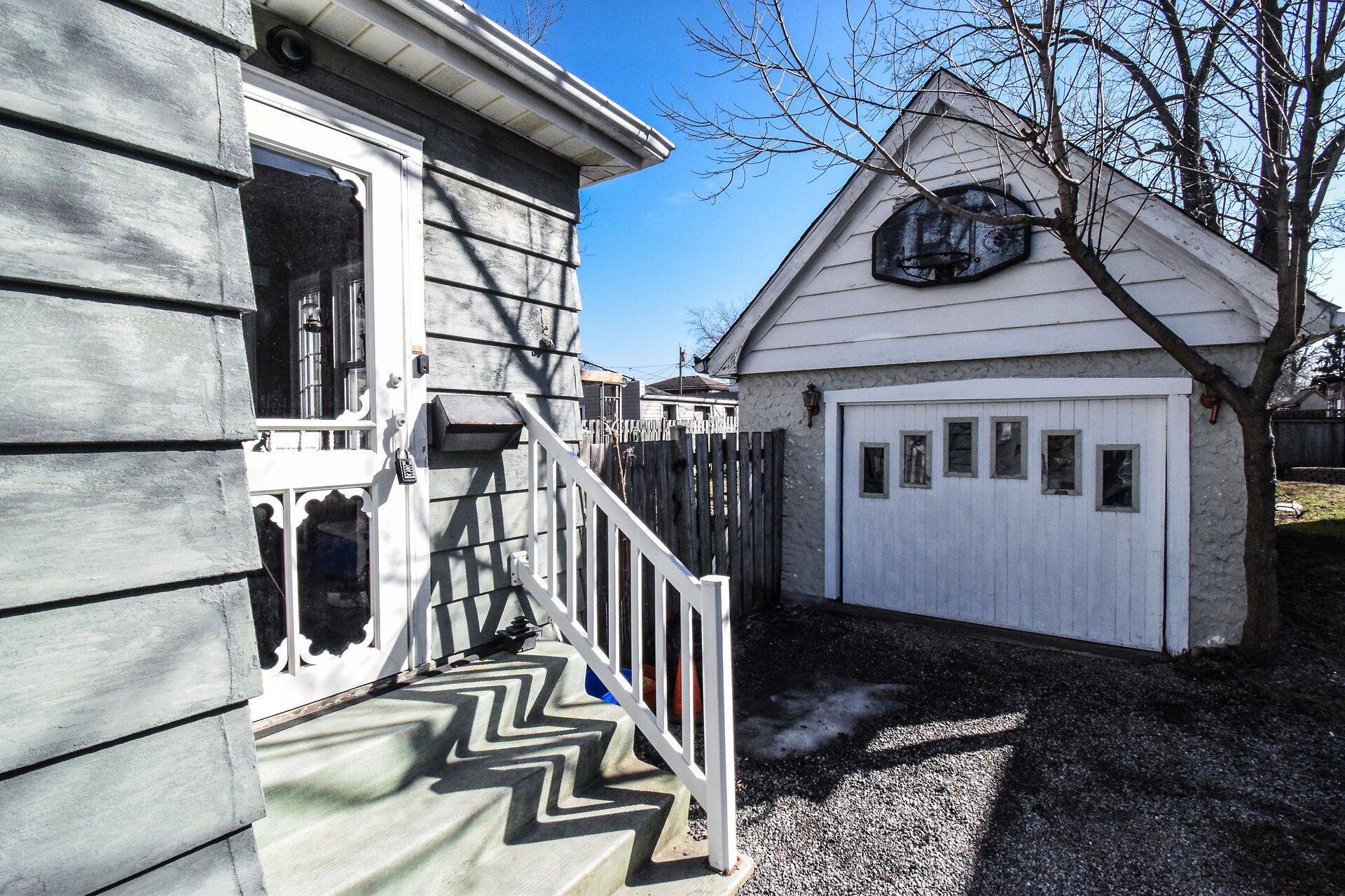 St. Catharines, ON L2P 2Z1,110 EASTCHESTER AVE