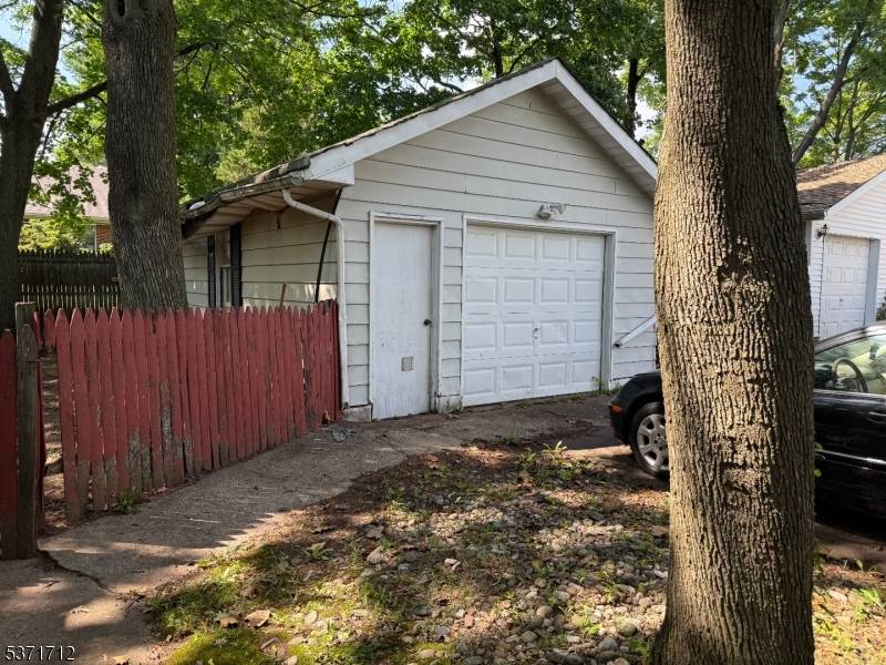North Brunswick Twp., NJ 08902,1499 La Rose Ave