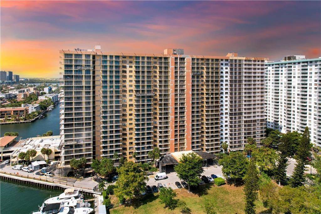 Sunny Isles Beach, FL 33160,290 174th St #1401