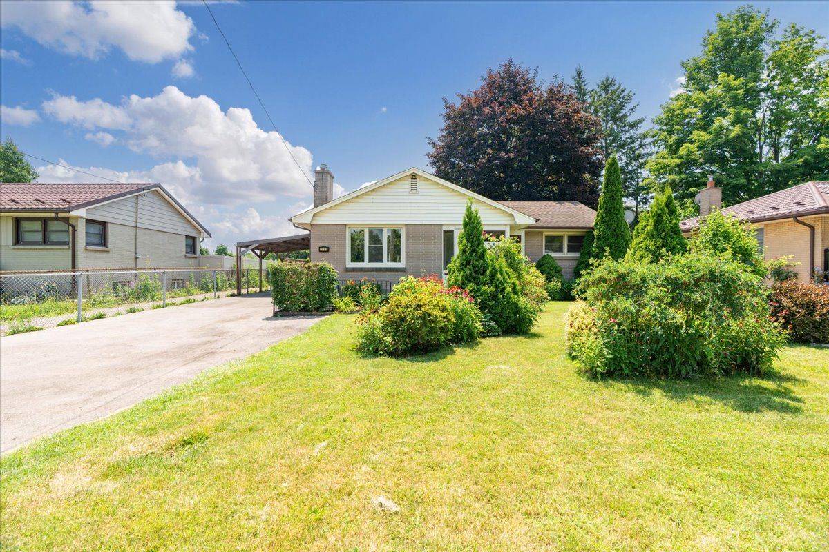 London East, ON N5W 2A2,1697 Moffatt AVE