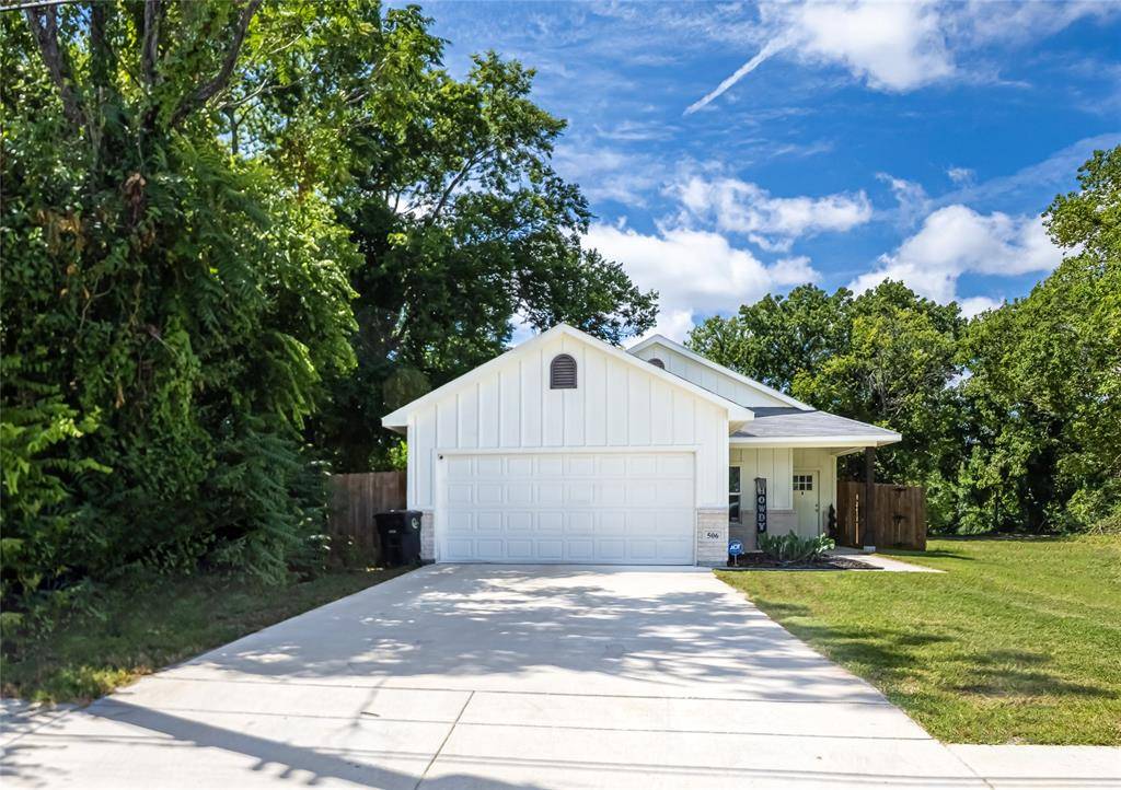Cleburne, TX 76031,506 Park Street