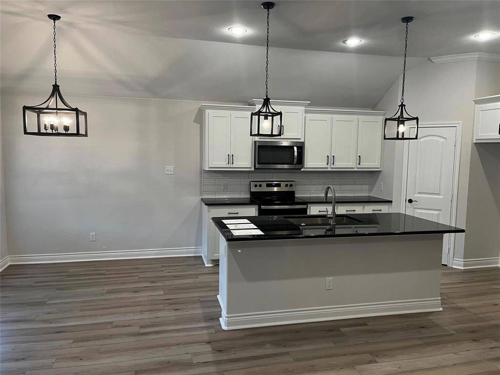 Greenville, TX 75402,903 Hardaway