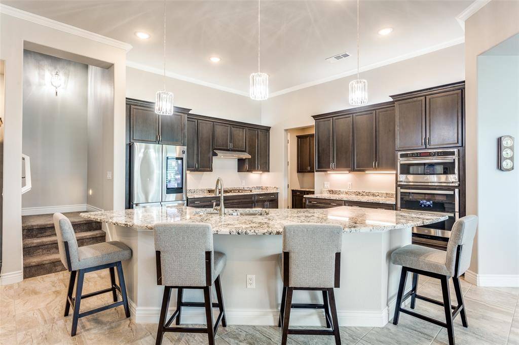 Denton, TX 76207,8813 Basanite Avenue