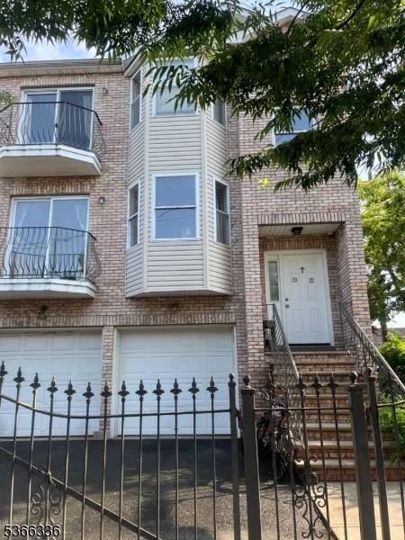 Newark City, NJ 07102,27-29 Camp St