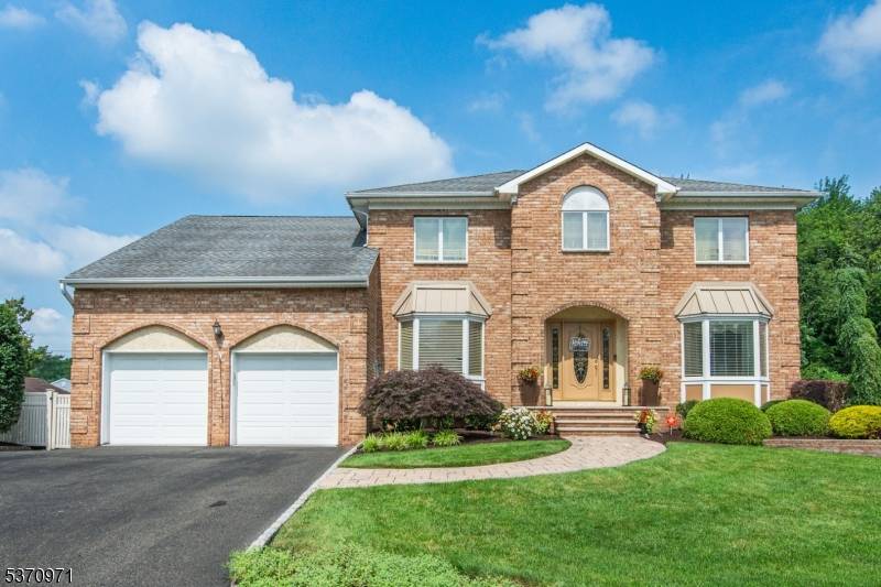 Fairfield Twp., NJ 07004,14 Winfield Ct
