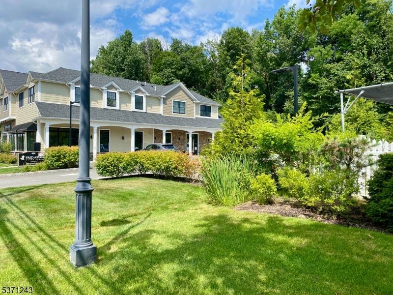 Montville Twp., NJ 07082,688 Rt202 Main Road #2