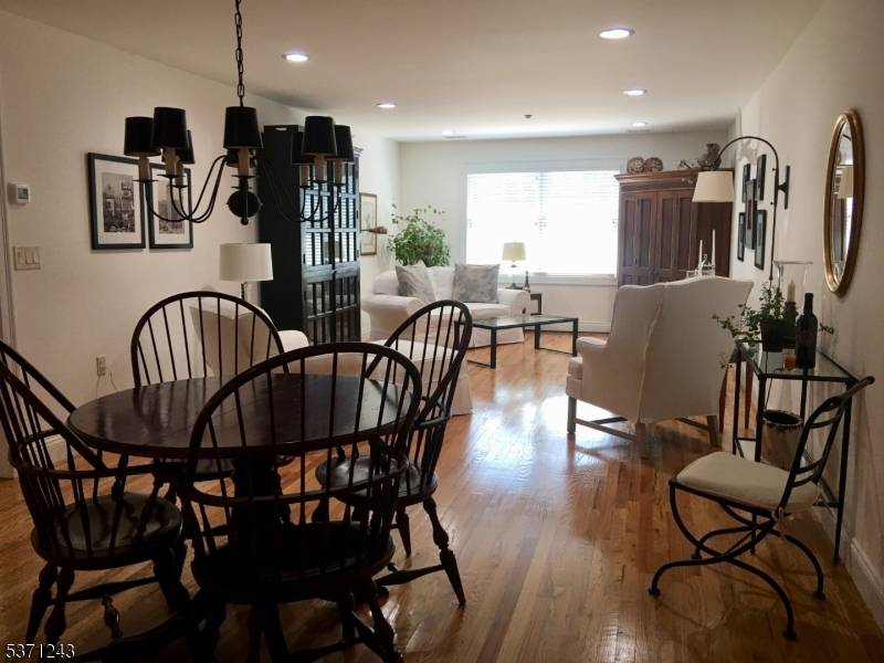 Montville Twp., NJ 07082,688 Rt202 Main Road #2