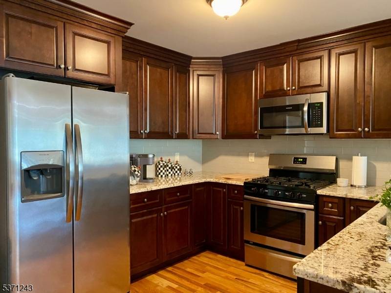 Montville Twp., NJ 07082,688 Rt202 Main Road #2