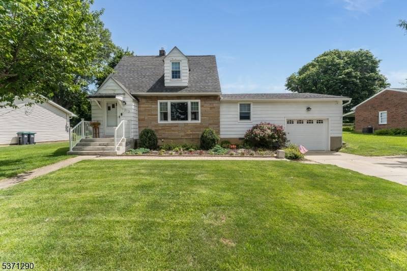 Lopatcong Twp., NJ 08865,213 Stelko Ave