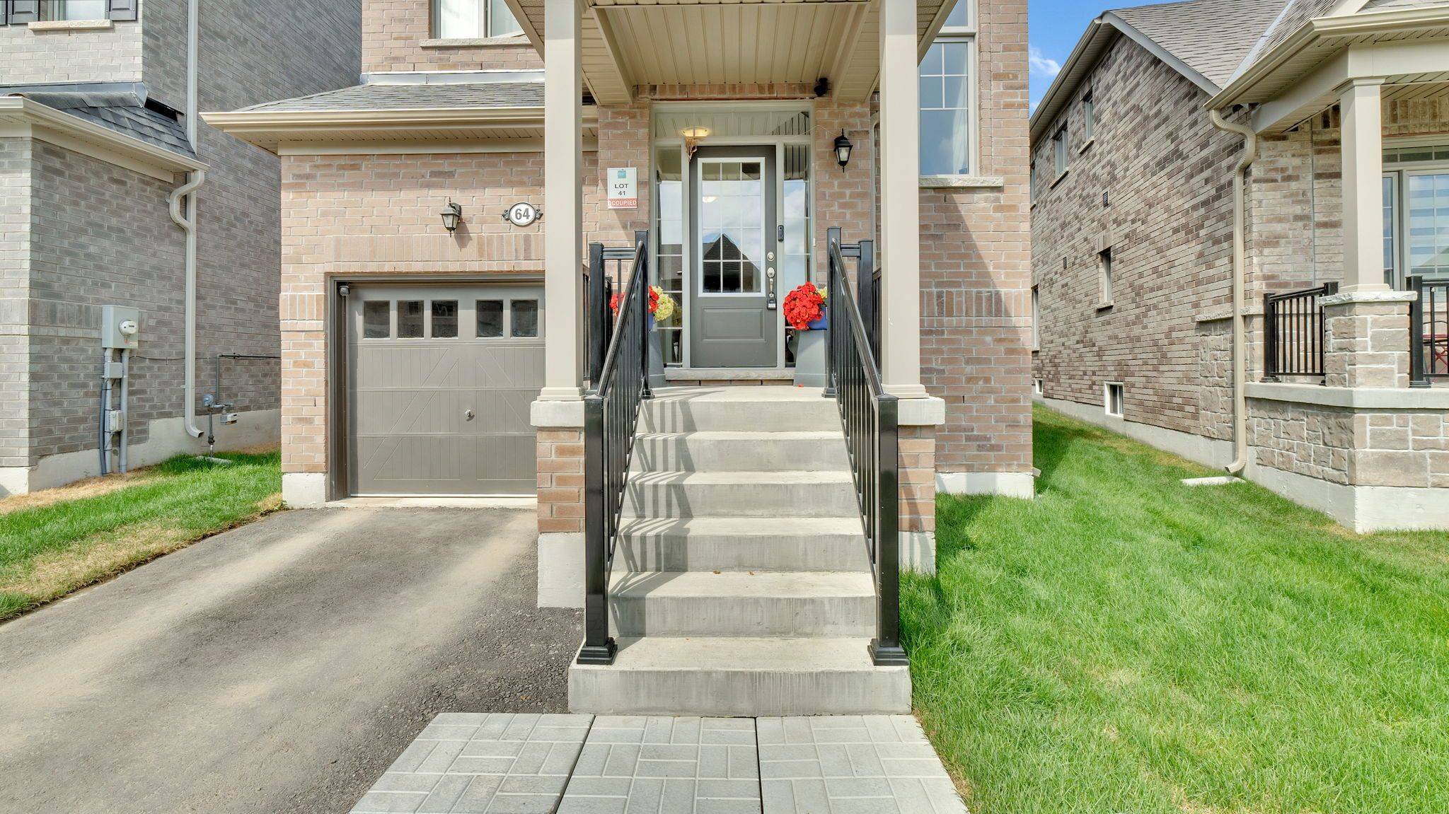Scugog, ON L9L 0C9,64 Robin TRL
