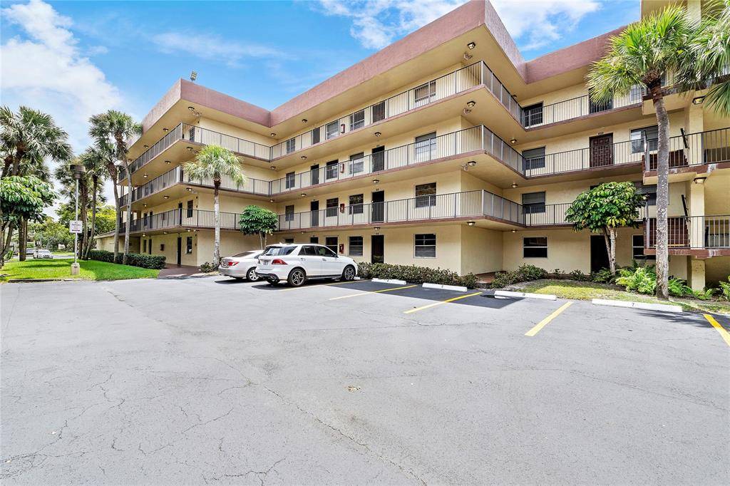 Lauderdale Lakes, FL 33319,3141 NW 47th Ter #130