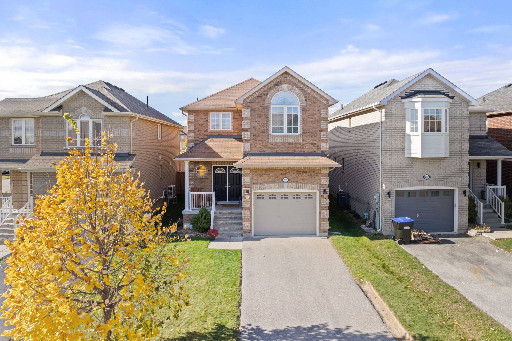 Innisfil, ON L9S 4B7,2086 Galloway ST