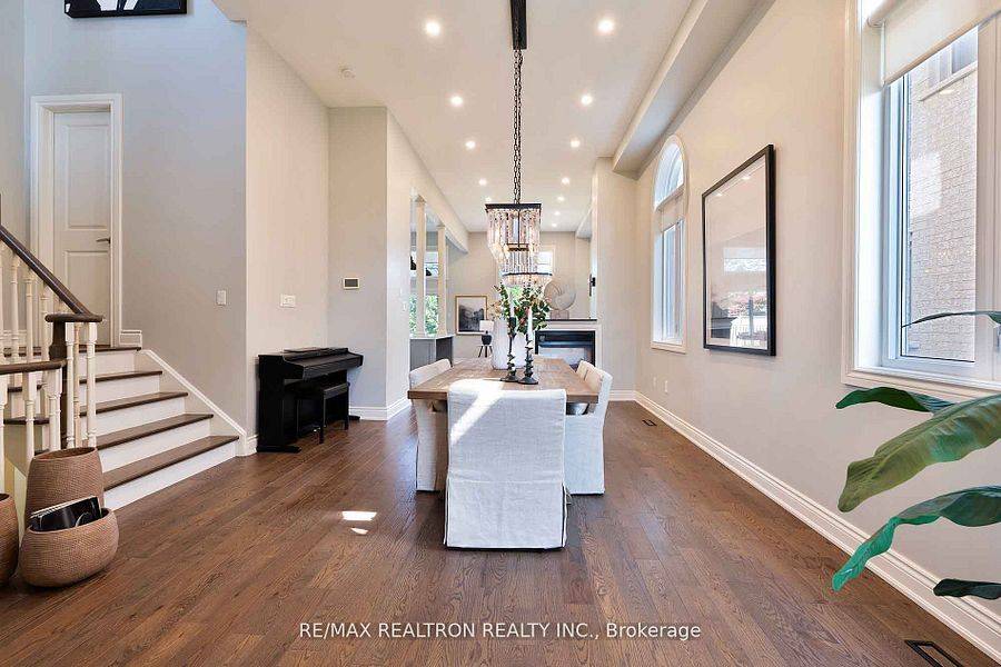 Vaughan, ON L6A 2K3,121 Broomlands DR