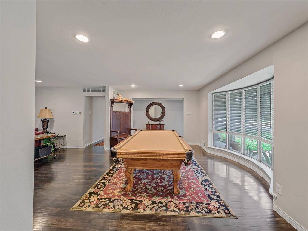 Dallas, TX 75227,5022 Menefee Drive