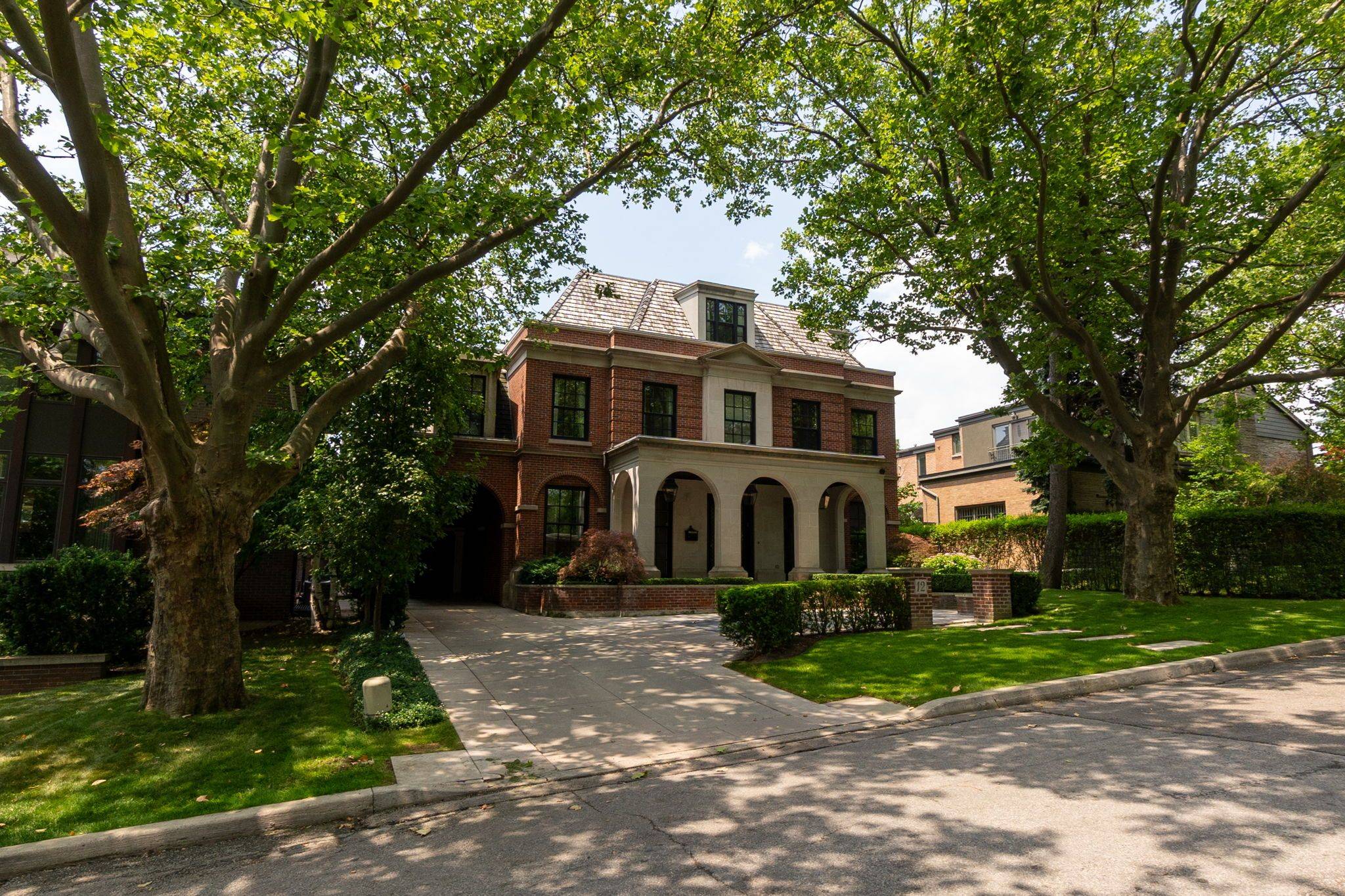 Toronto C04, ON M6B 3E3,12 Burmont RD