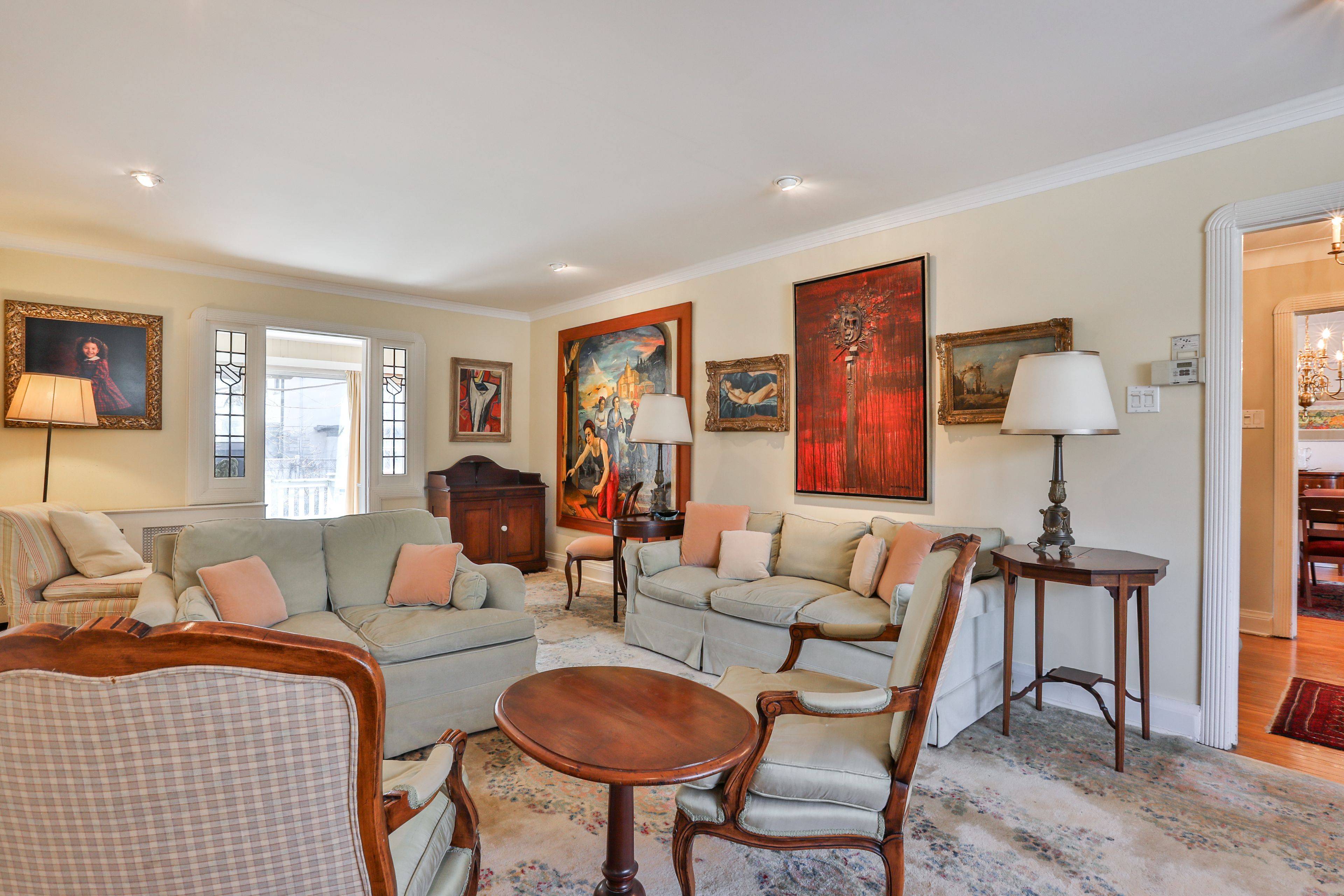 Toronto C03, ON M5P 1E3,87 Tranmer AVE