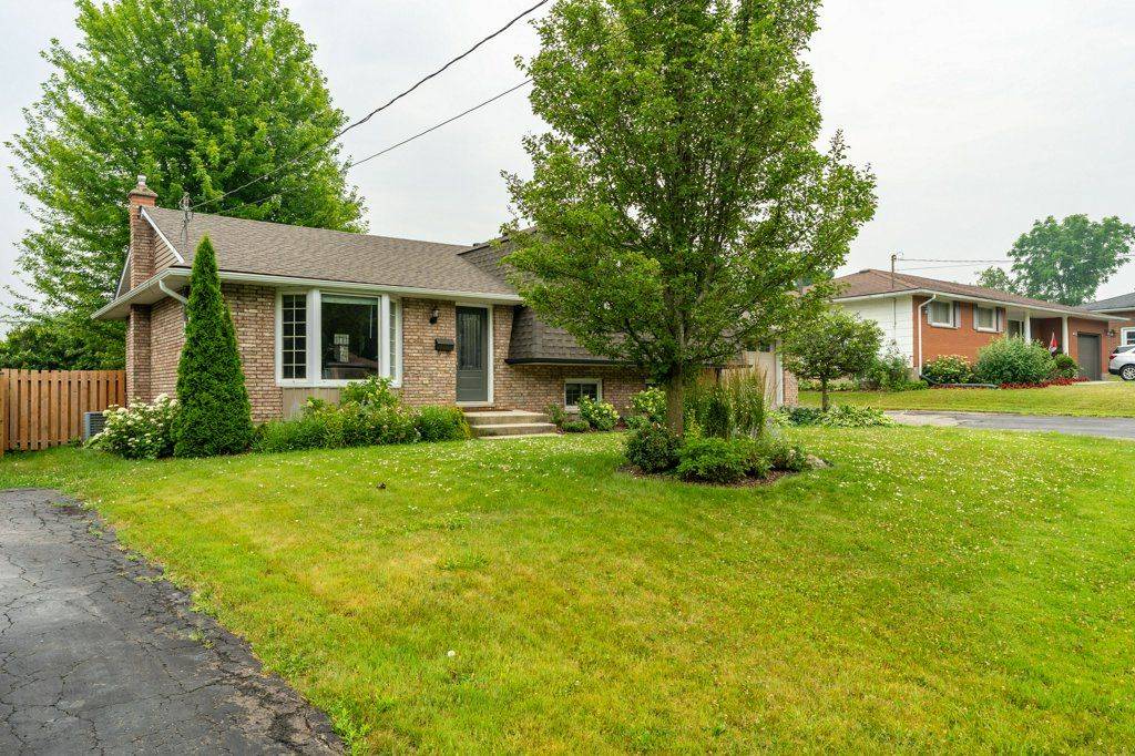 Lincoln, ON L3J 0K4,4169 Highland Park DR