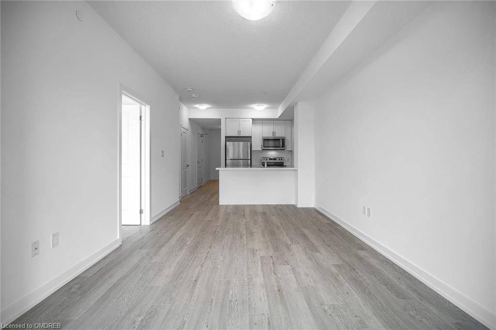 Hamilton, ON L8B 2A5,460 DUNDAS ST E #901