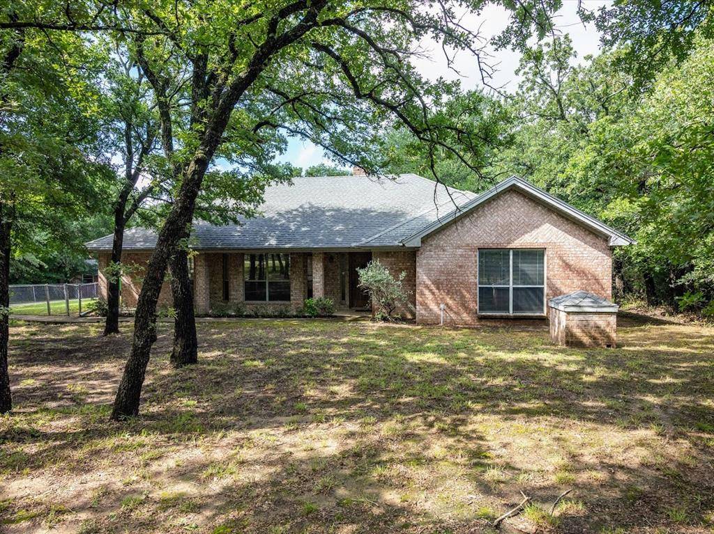 Newark, TX 76071,391 County Road 4929