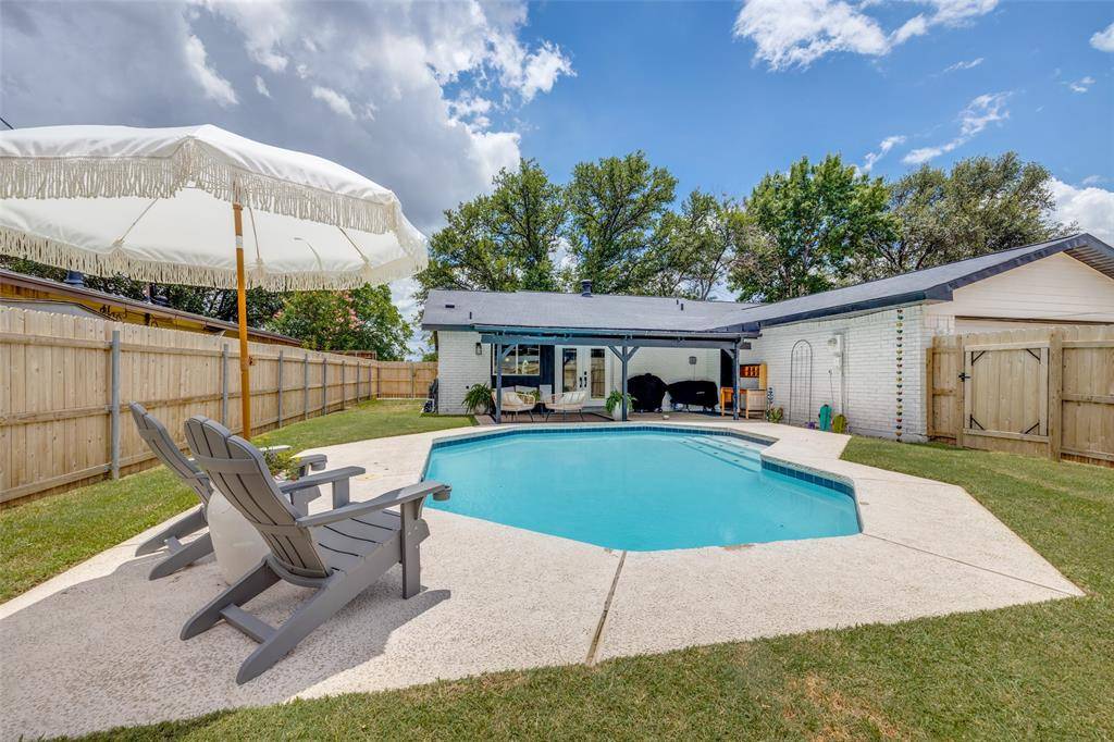 Grand Prairie, TX 75052,726 W Crossland Boulevard