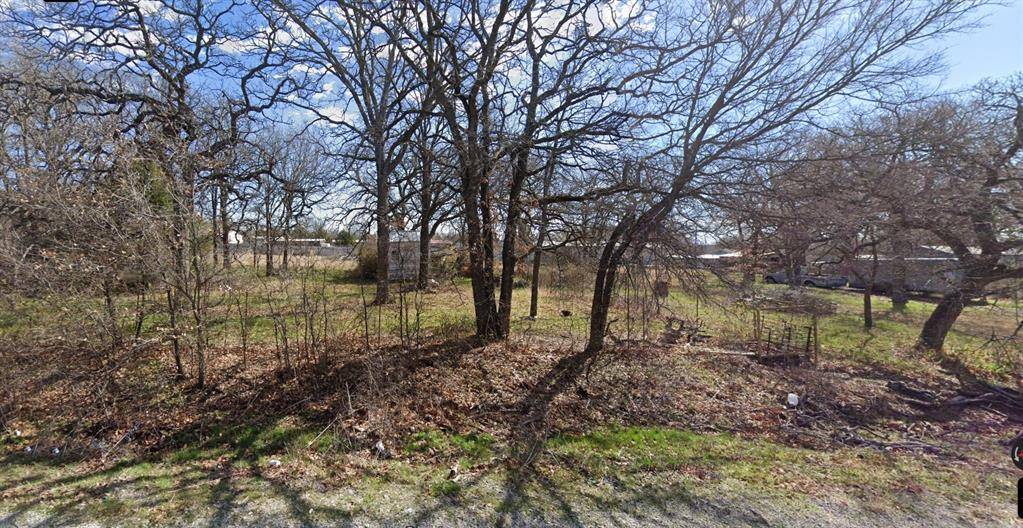 Azle, TX 76085,221 Shady Oaks