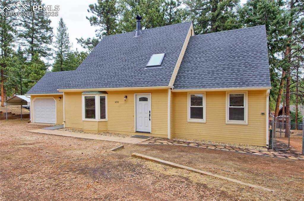 Woodland Park, CO 80863,430 Shady LN