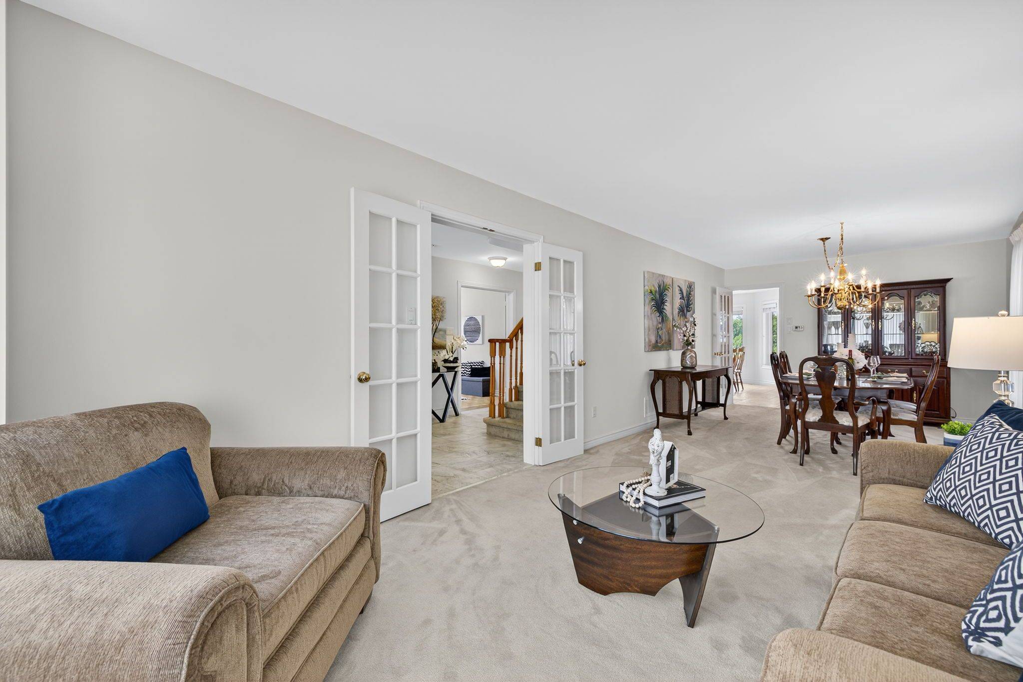 Newmarket, ON L3Y 8H5,396 Devanjan CIR