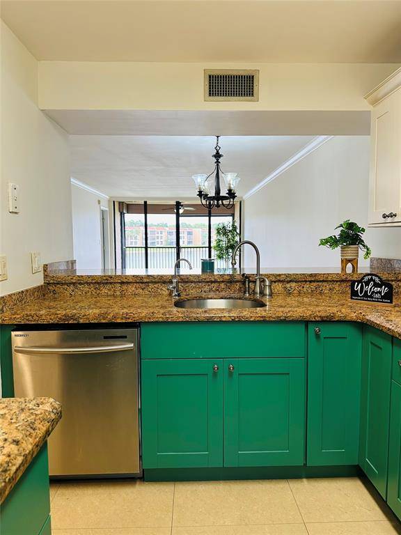 Pompano Beach, FL 33063,6423 Coral Lake Dr #211
