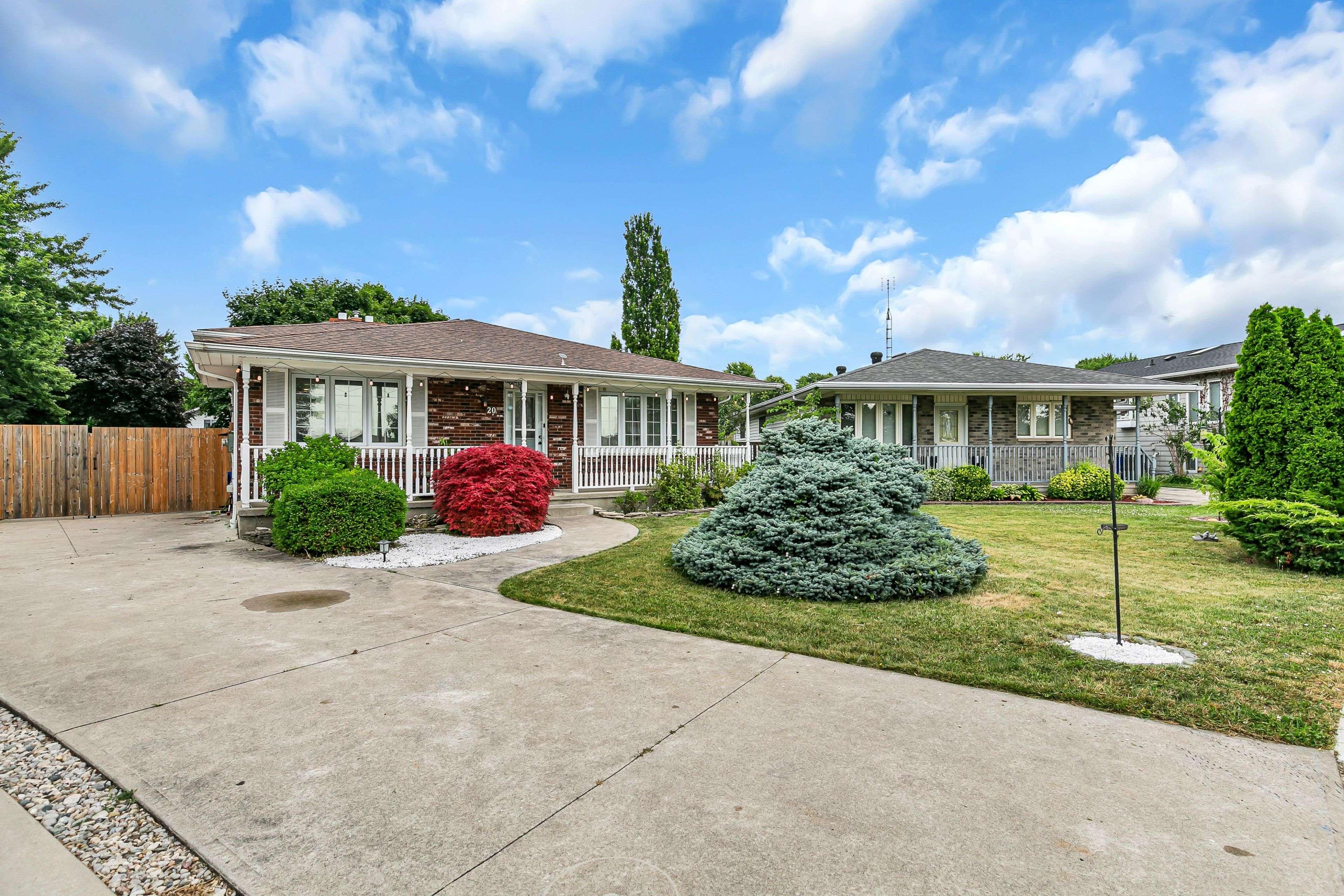 Chatham-kent, ON N0P 2L0,20 Athlone RD