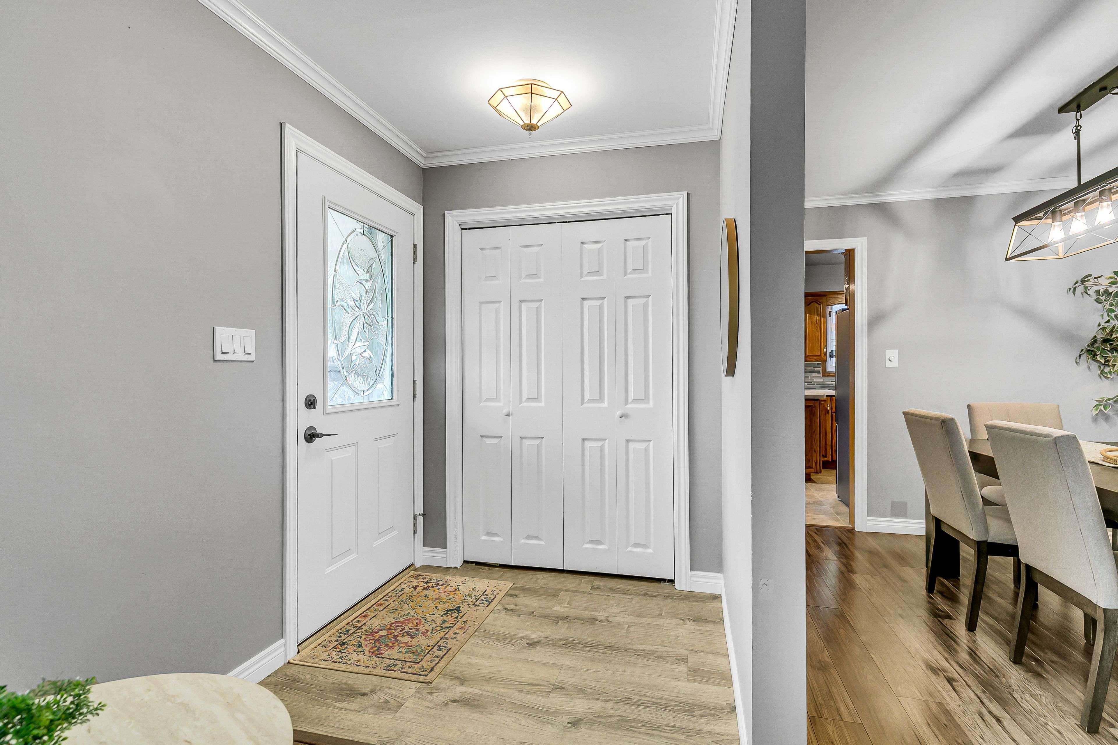 Chatham-kent, ON N0P 2L0,20 Athlone RD